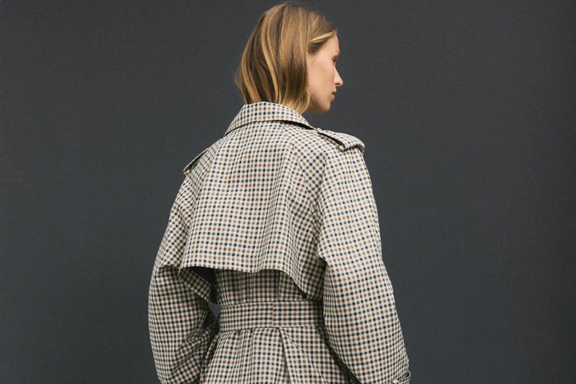 Elle Wishlist: Ovaj karirani baloner savršen je za kišne dane