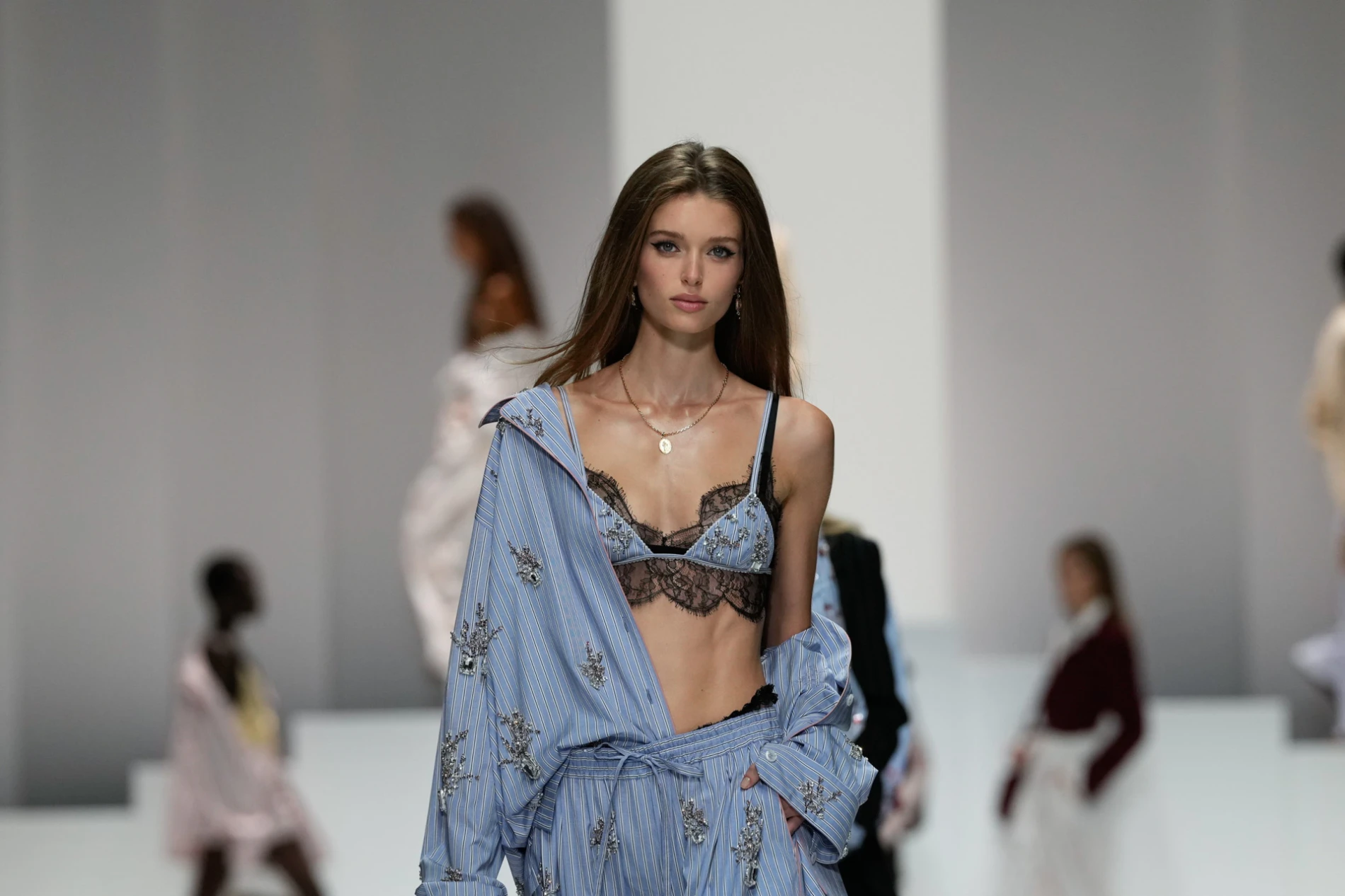 Ovu reviju na Tjednu mode u Milanu je iz prvog reda pratila Miranda Priestly!