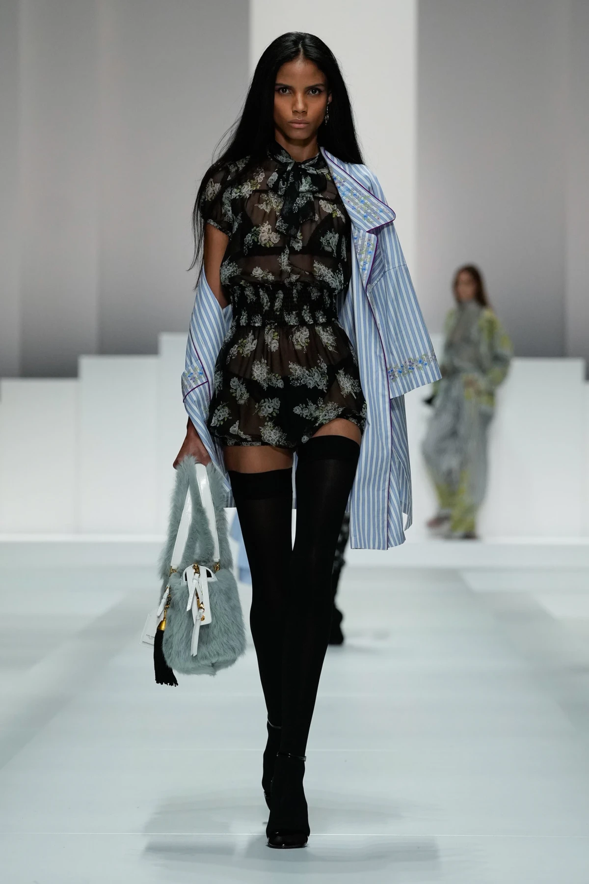 Ovu reviju na Tjednu mode u Milanu je iz prvog reda pratila Miranda Priestly!