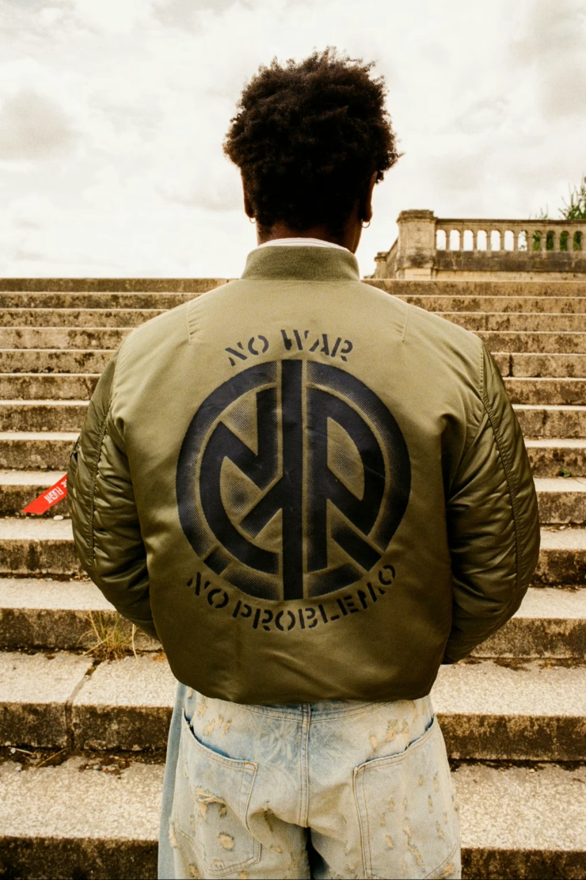 Alpha Industries i No Problemo preradili su MA-1 bomber jaknu