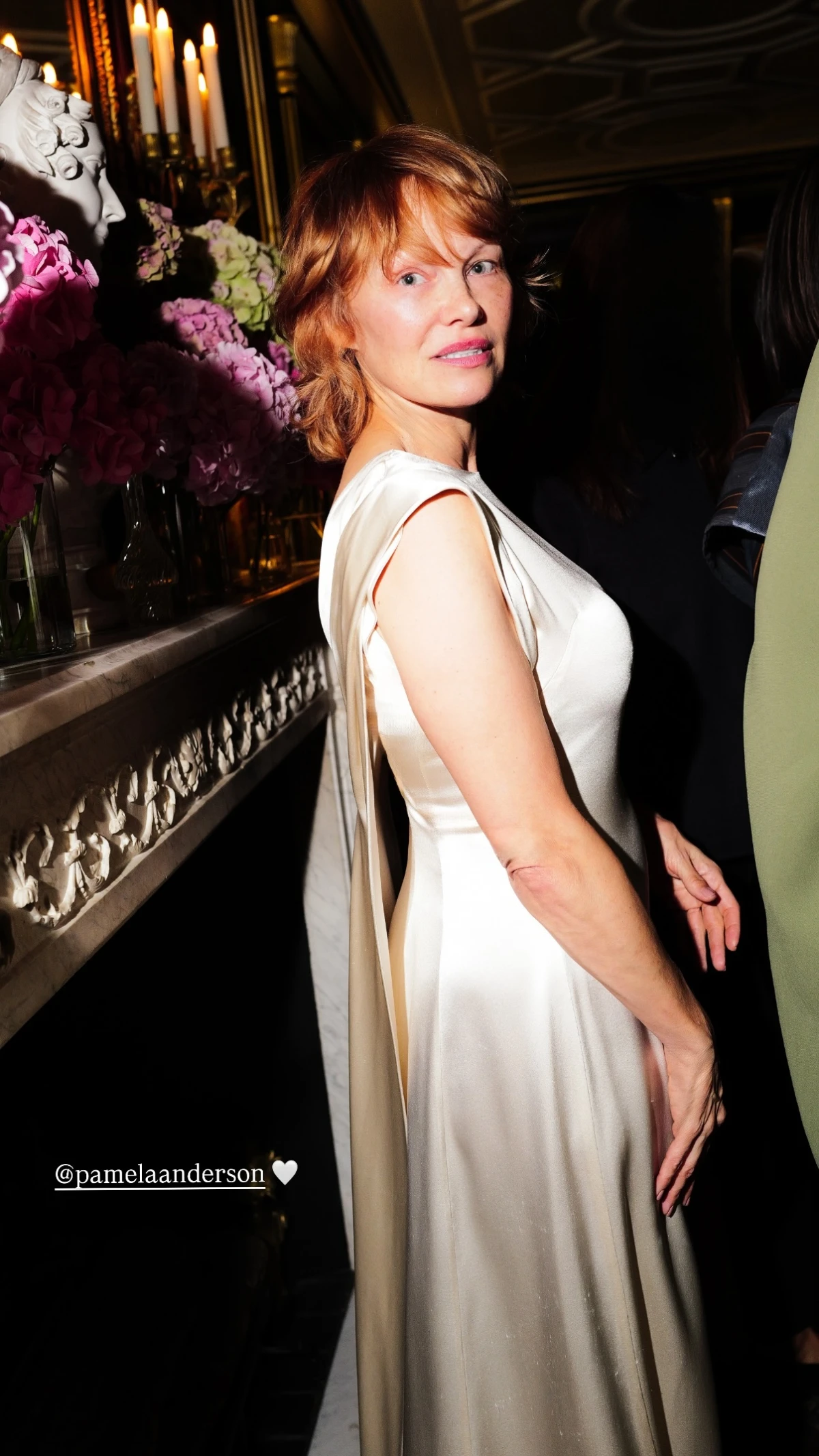 Pamela Anderson nas je iznenadila novom frizurom i imidžem