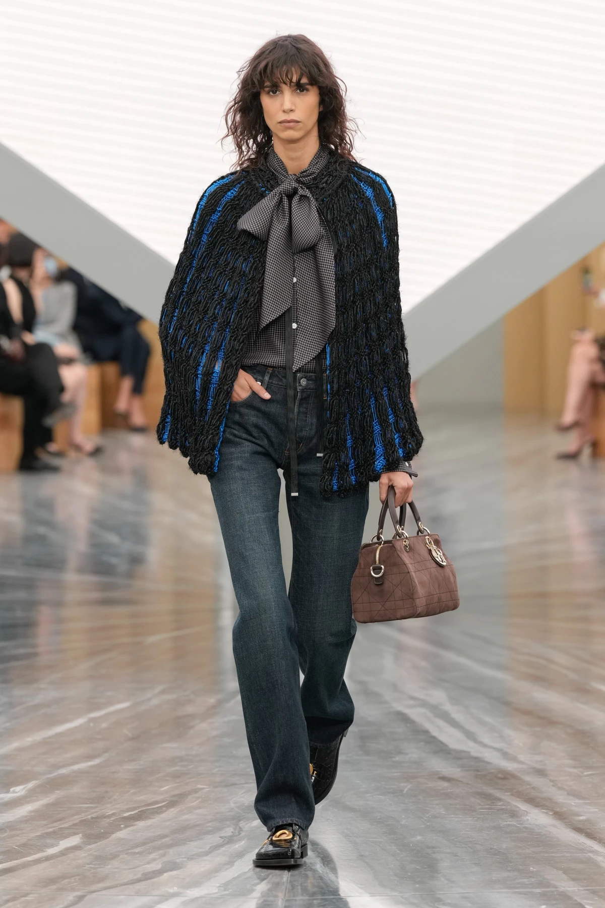 Pogledajte prvu žensku kolekciju Jonathana Andersona za Dior