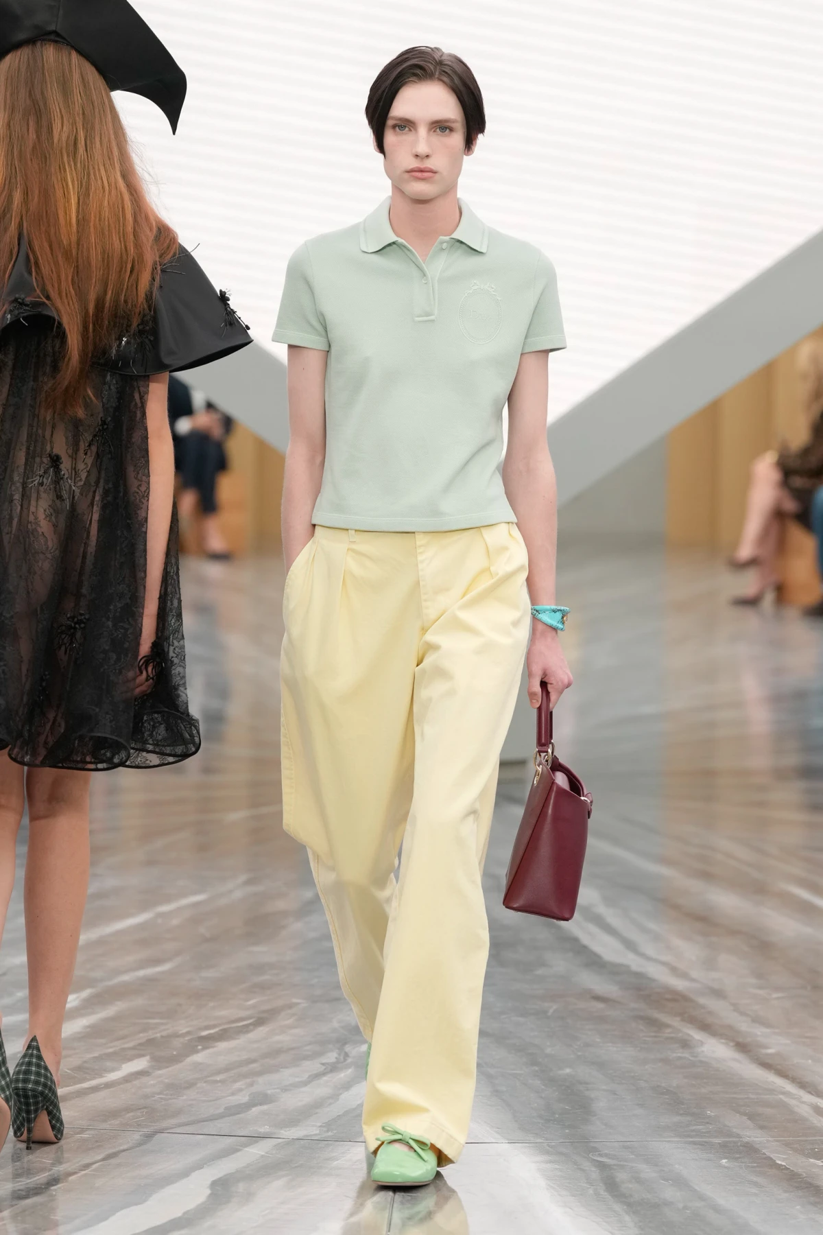 Pogledajte prvu žensku kolekciju Jonathana Andersona za Dior