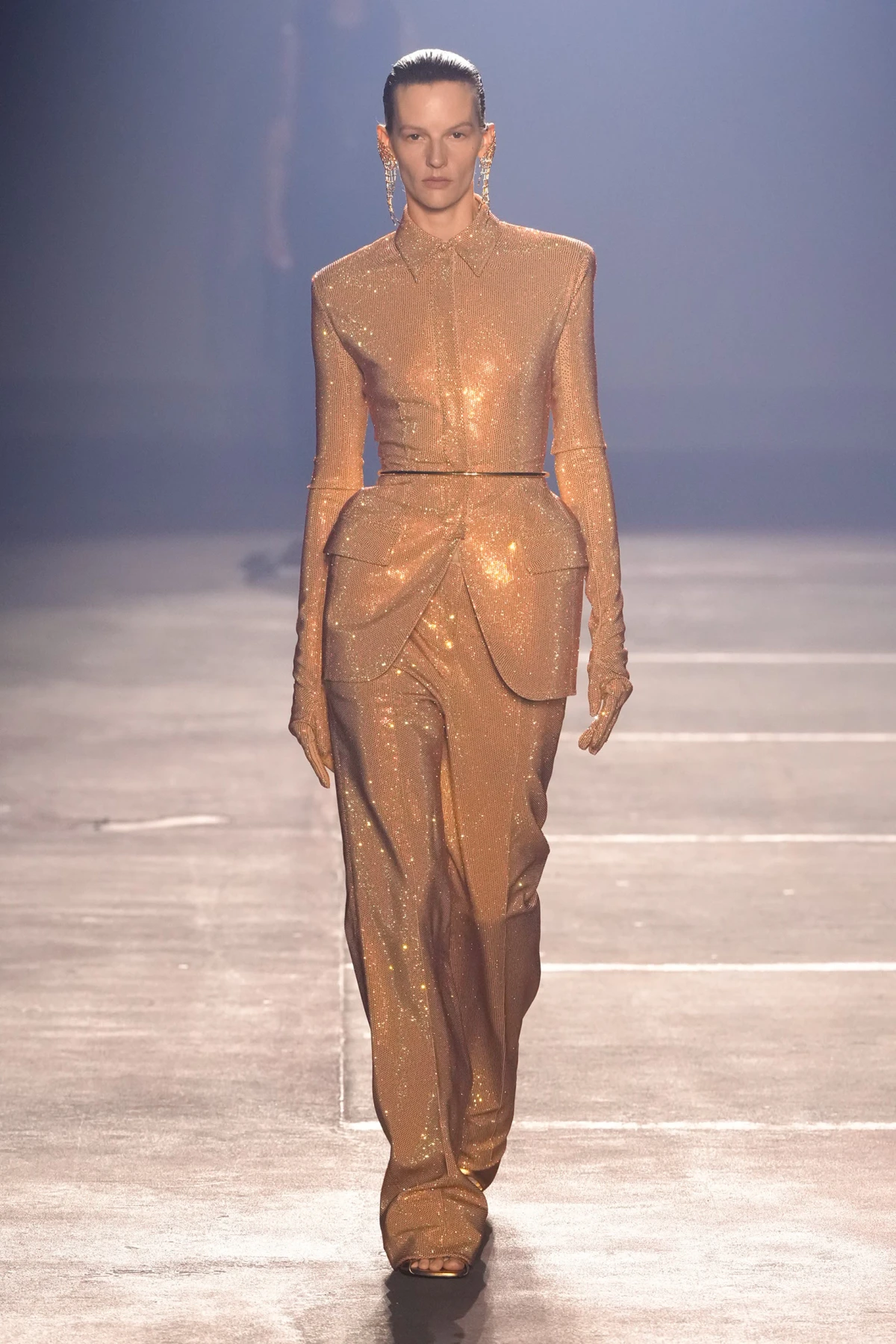 Izgleda li Mugler ponovo kao Mugler pod novim kreativnim direktorom?