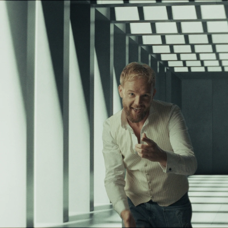 Saša Lozar – Novi singl „S nama sve počinje“ glazbeni pozdrav ljetu