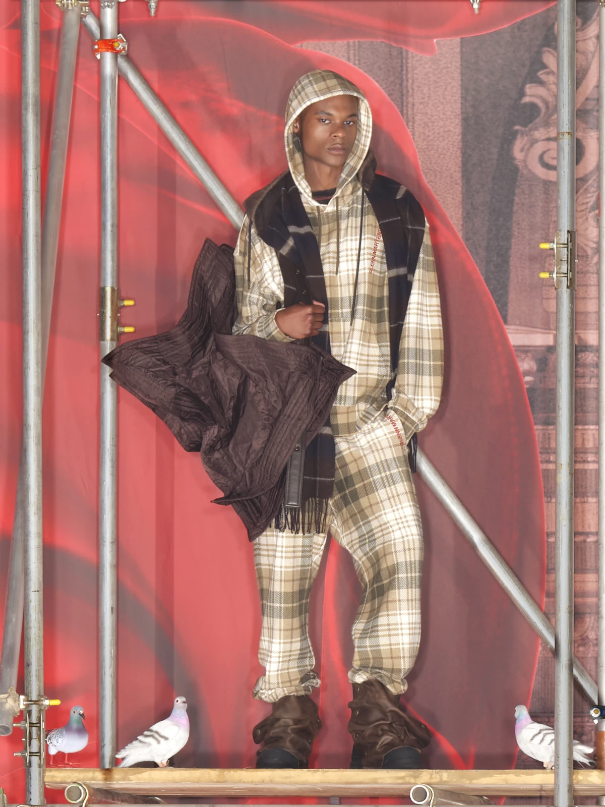 Donosimo sve lookove iz nove H&amp;M Glenn Martens kolekcije