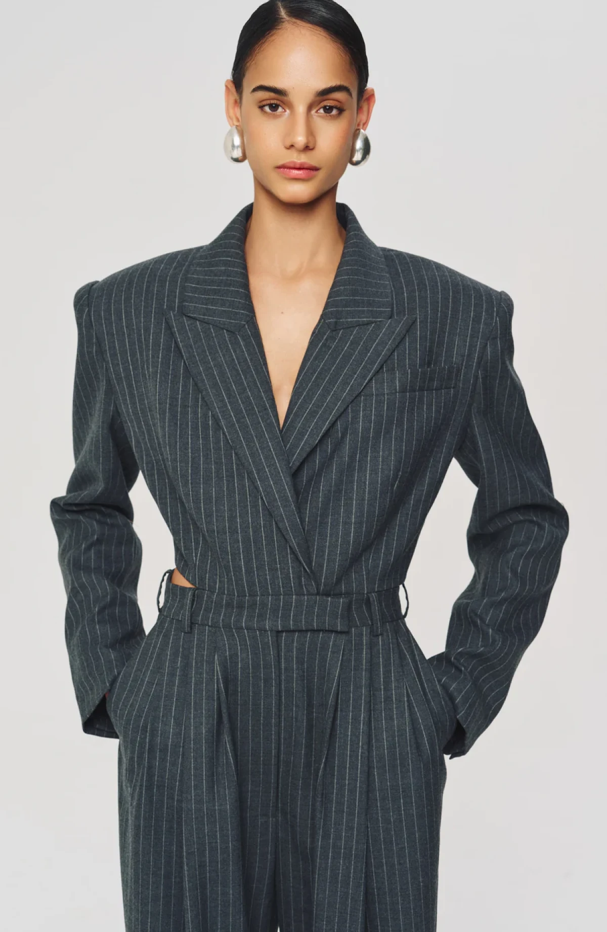 Steal the look: Selena Gomez obožava nositi zanimljiv modni komad ovog brenda