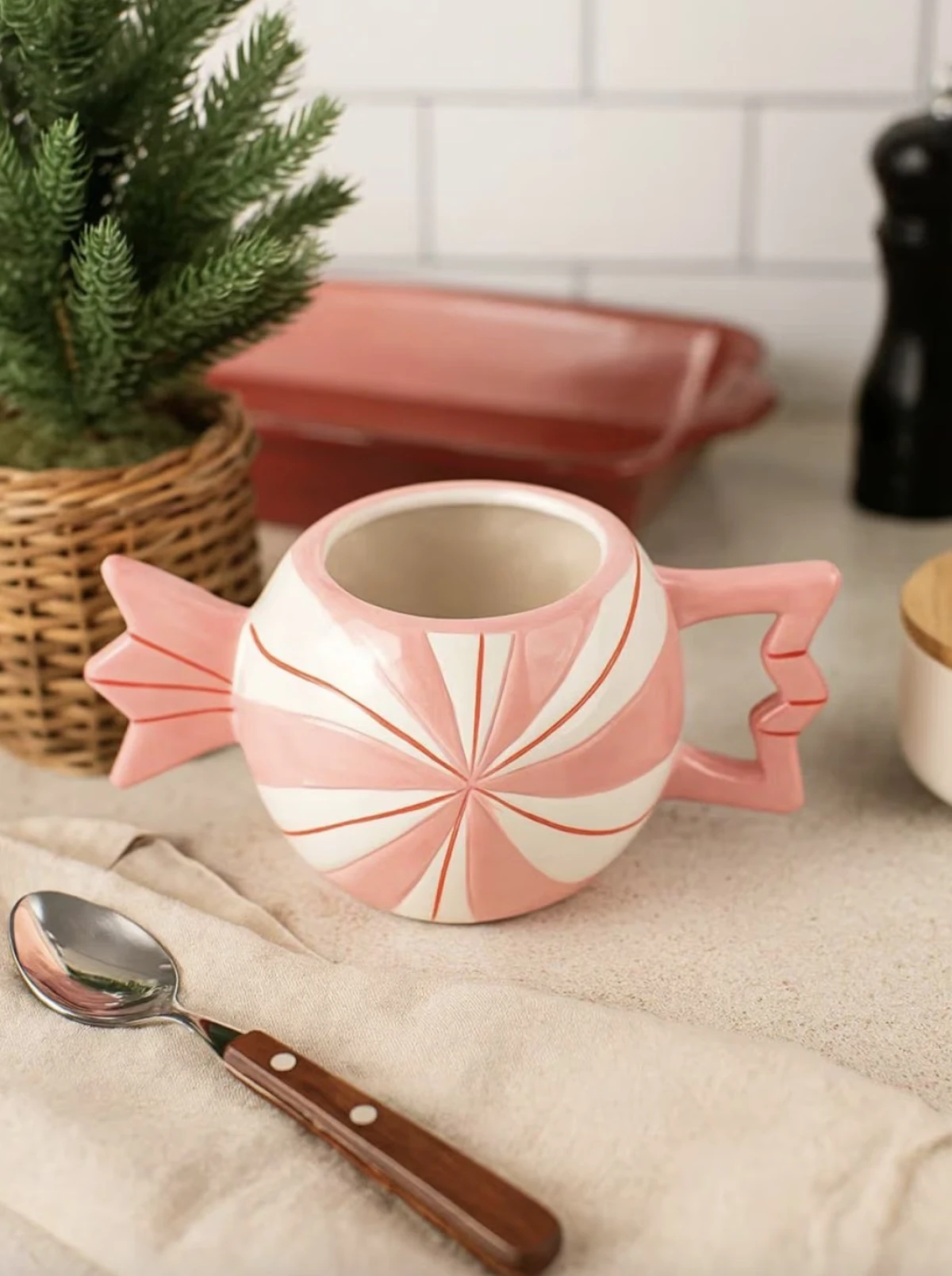 Božićni maksimalizam: Sinsay ove godine ima najšareniju kolekciju dosad!