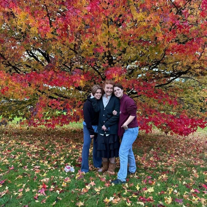 Hoće li princeze Beatrice i Eugenie ostati bez kraljevskih titula?