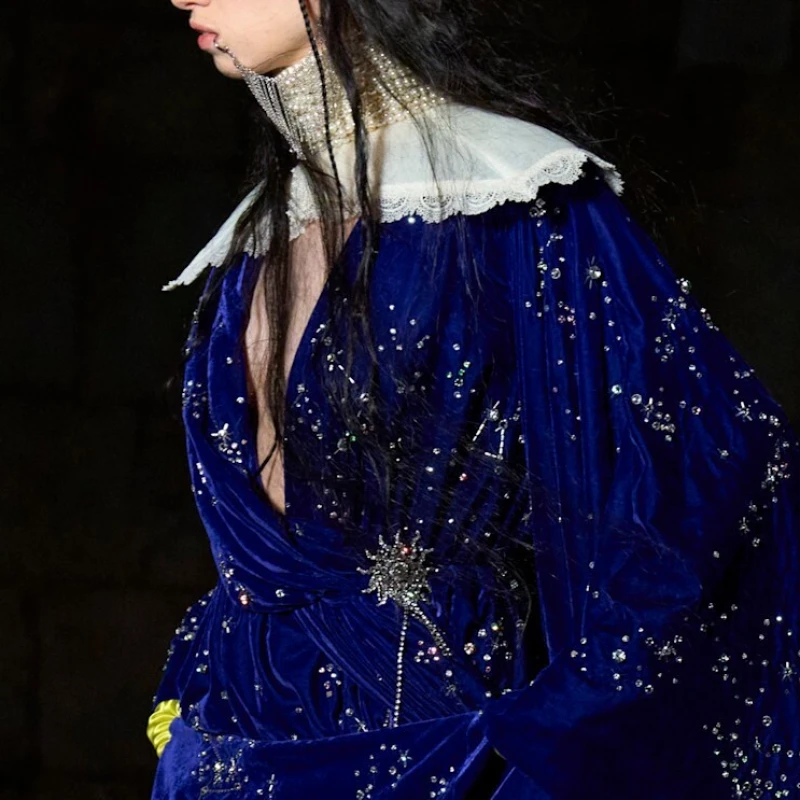 Mjesečni horoskop: Donosimo prognoze za ljubav i karijeru za svaki horoskopski znak u studenom 2025.