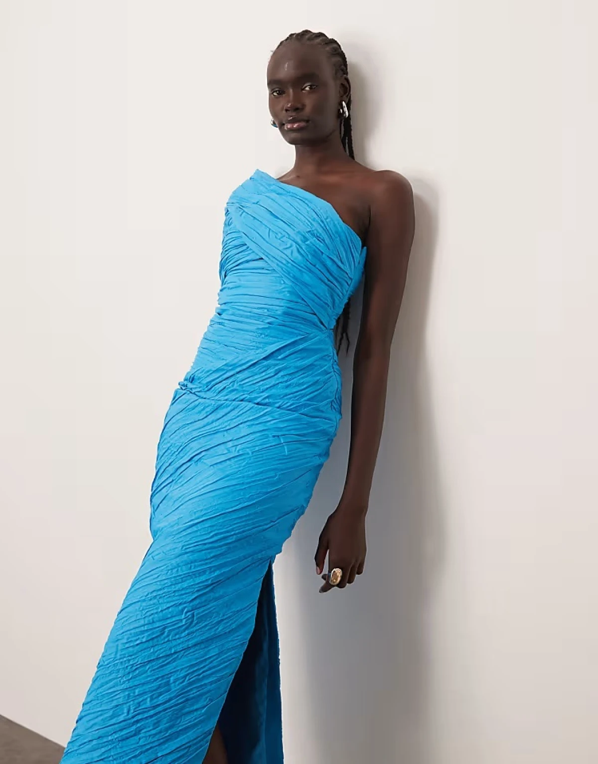 Upečatljive haljine koje bi nas mogle oduševiti na Elle Style Awards 2025