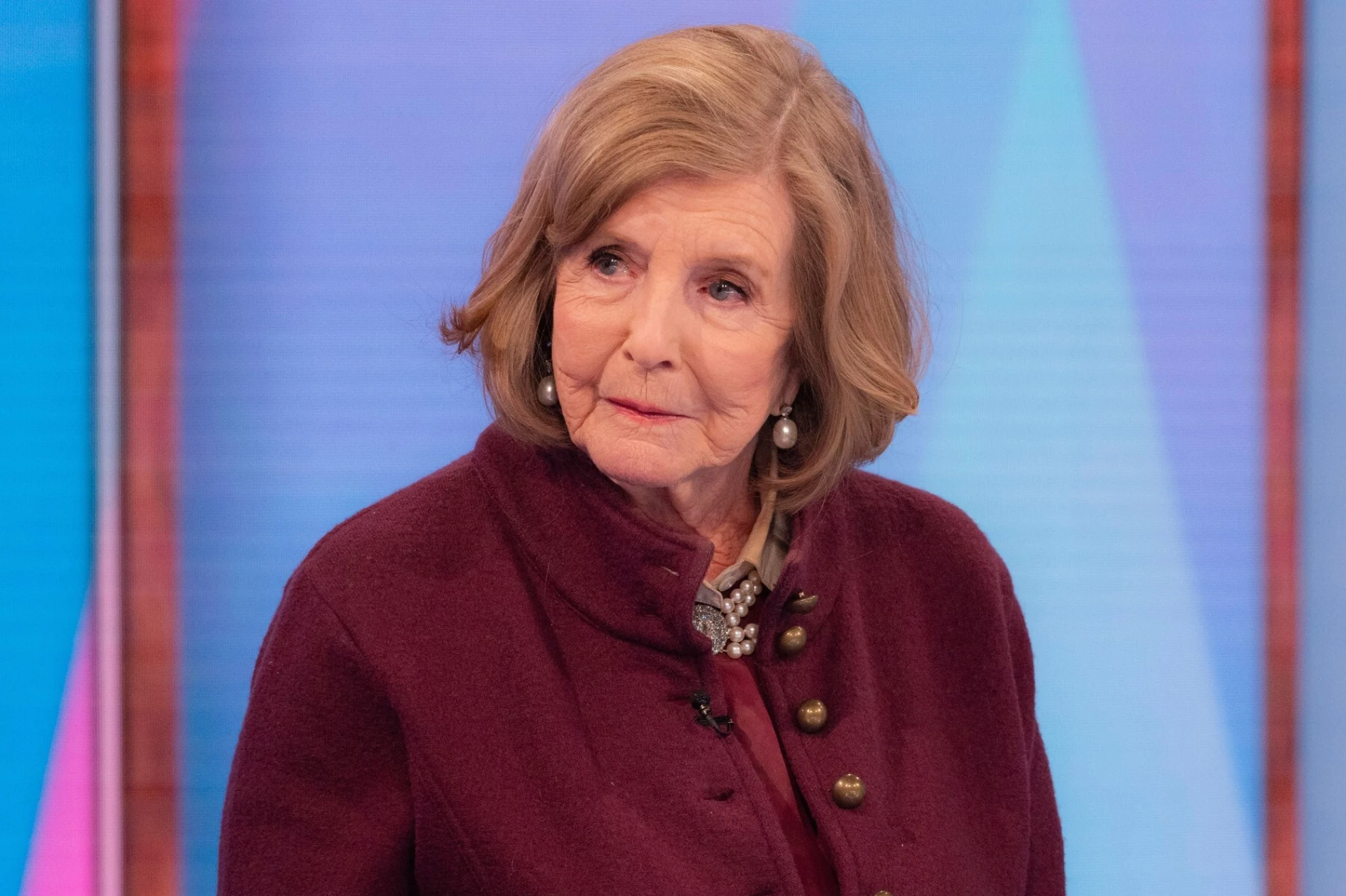 Prijateljica kraljice Elizabete prodaje vjenčanicu legendarnog Normana Hartnella na ekskluzivnoj aukciji