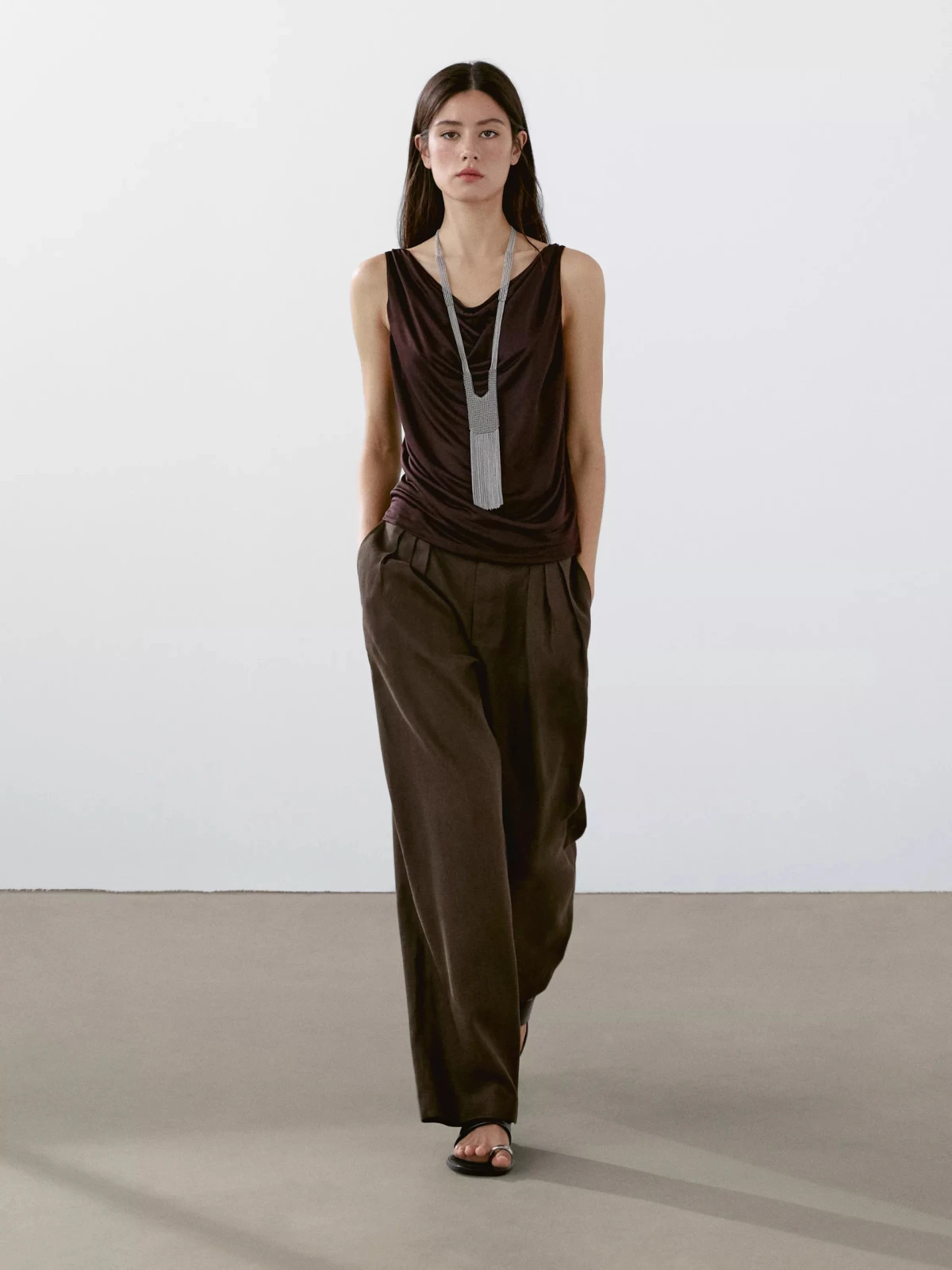 Dok čekamo Black Friday popuste, Massimo Dutti sekciji s posebnim cijenama ne možemo odoljeti