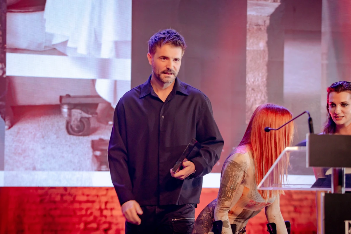 Prezenterice Ana Bulut Križić i Dea Maria Računica oduševile su publiku na Elle Style Awards 2025