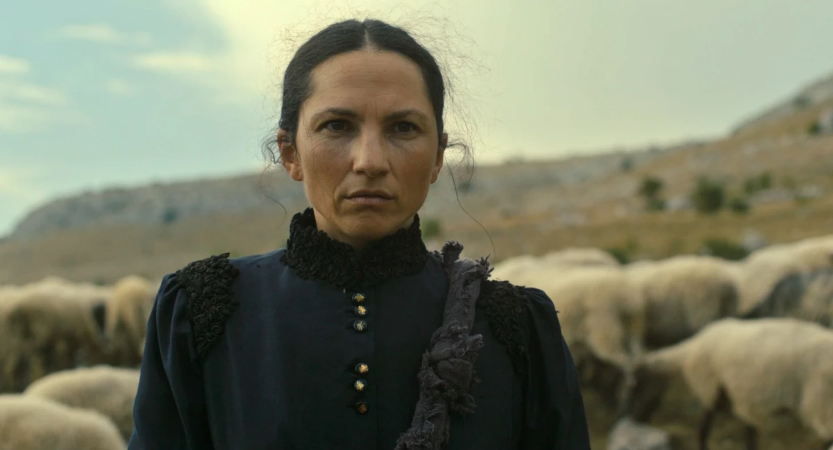 Hana Jušić za Elle: ''Najvažnija poruka - osjećaj da ima smisla boriti se''