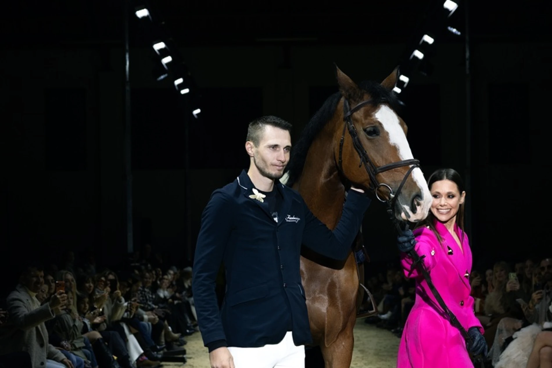 Lokomotiva by Lana Puljić ugalopirao u novu sezonu predstavljanjem kolekcije koja slavi jahanje