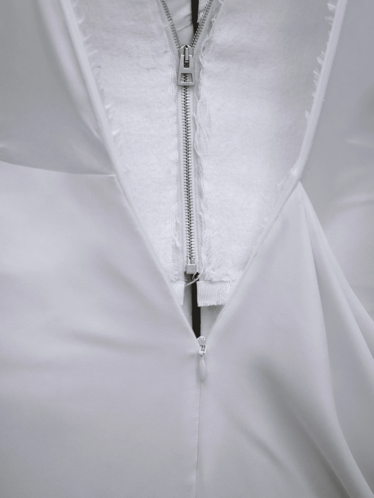 Kako je nastala odlična Dior haljina koju je nosila Jennifer Lawrence?