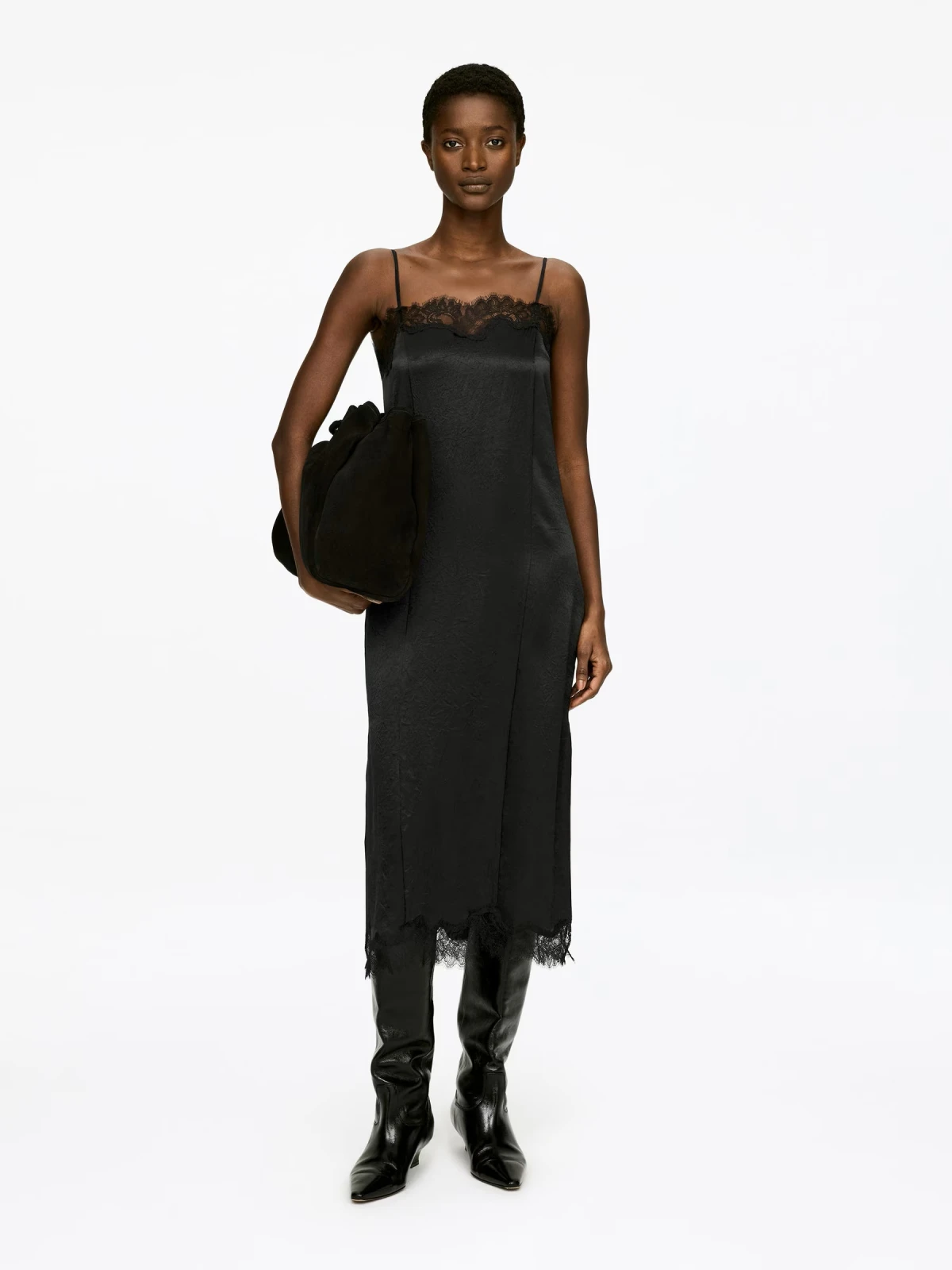 Crna boja kraljica je party komada ove sezone, evo naših favorita iz high street ponude