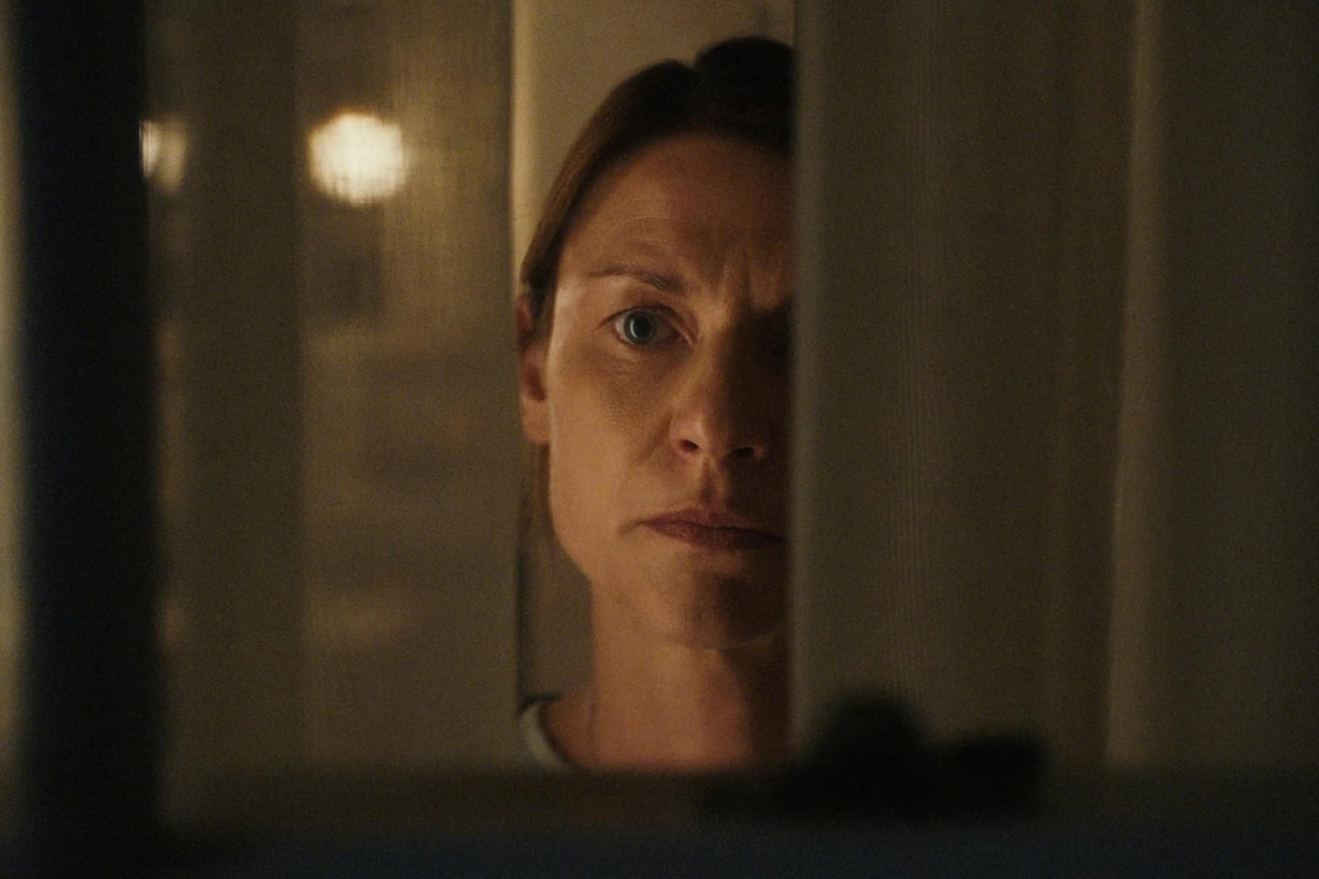 Piše Jelena Veljača: The Beast in Me i sva lica Claire Danes