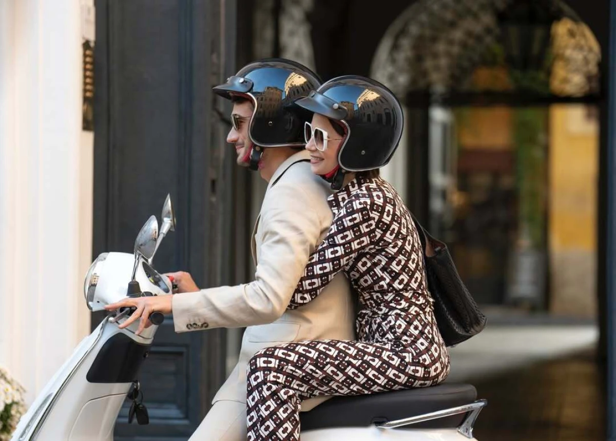 Stigao je novi trailer za petu sezonu serije Emily u Parizu!