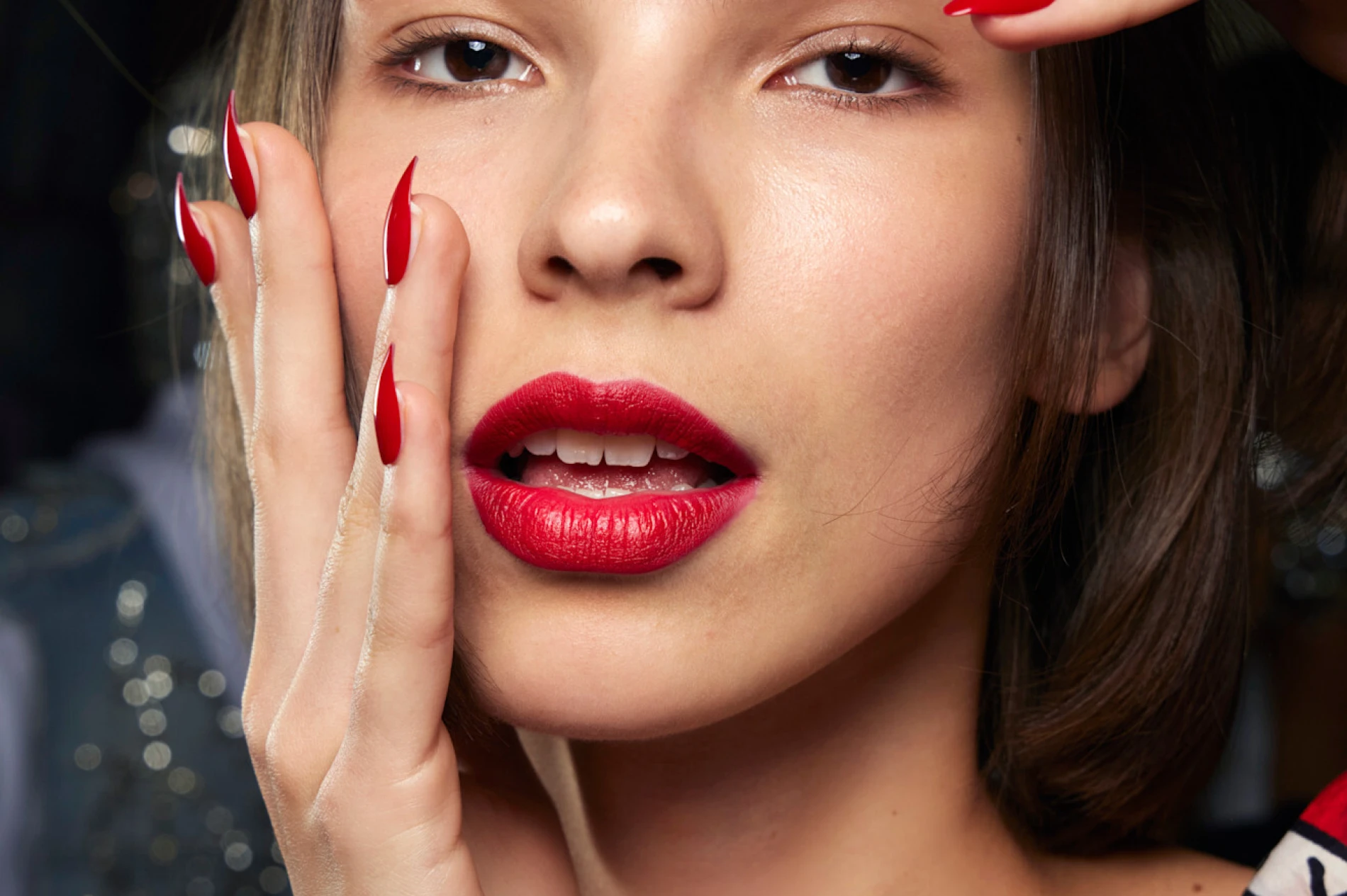 Crvena manikura je i ove godine naš blagdanski favorit