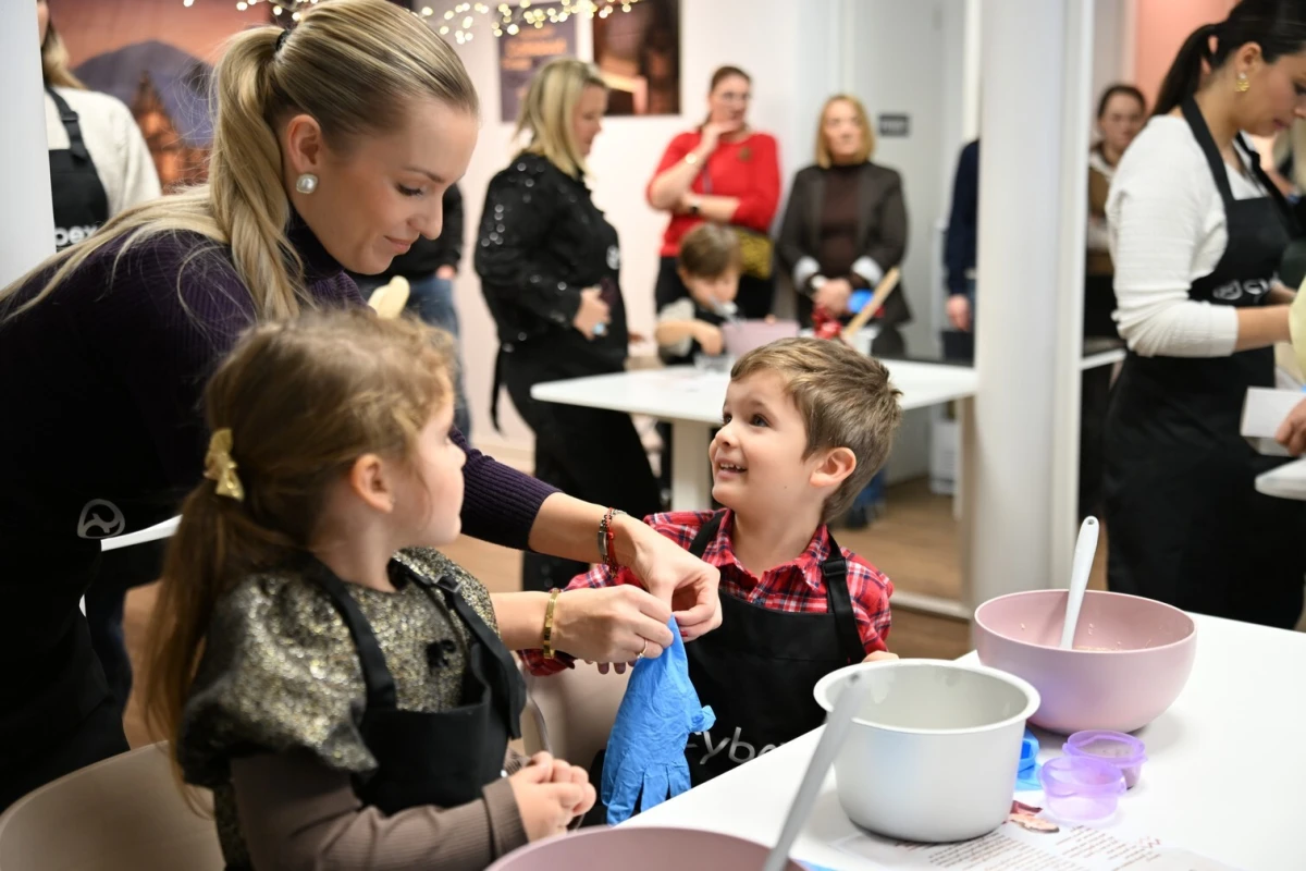 Ovo je hranilica za djecu koja spa&scaron;ava stvar u bezbroj situacija