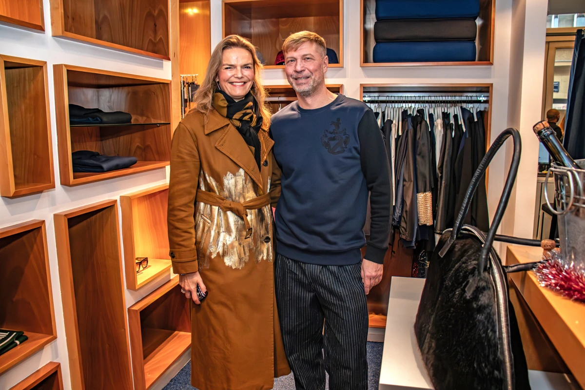 Joka Studio predstavio prve večernje haljine i torbu &ldquo;Krug&rdquo;