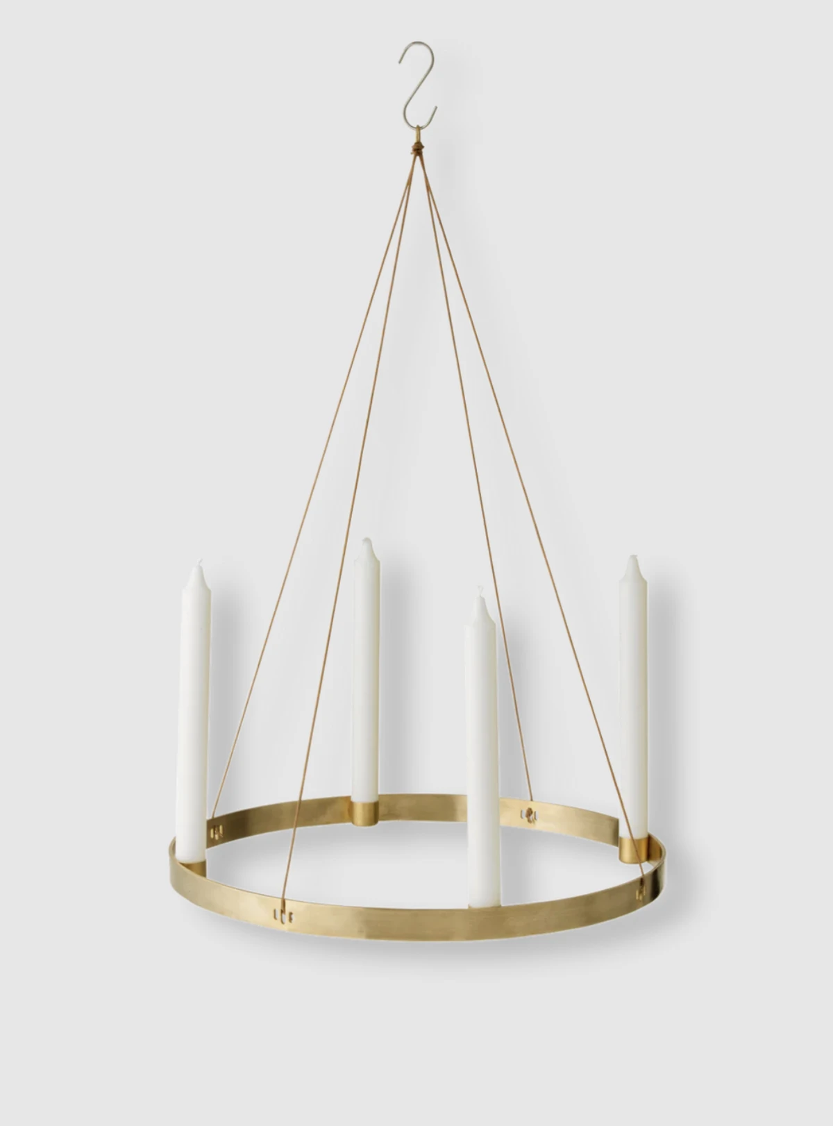 Tradicija s dodirom modernog: Ovaj viseći svijećnjak je novi blagdanski must-have