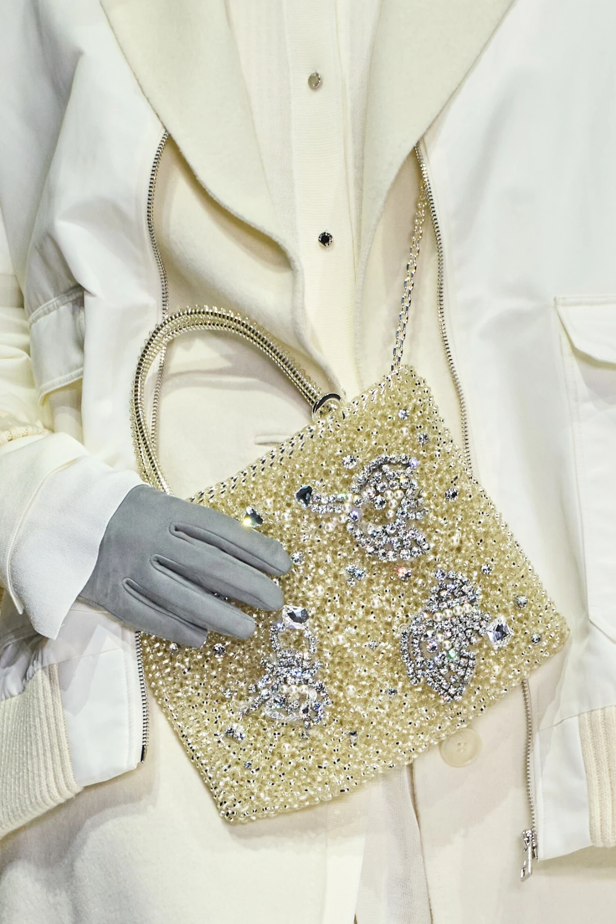 Bling, bling, bling: Torbe sa &scaron;ljokicama na&scaron; su omiljeni modni dodatak u party sezoni