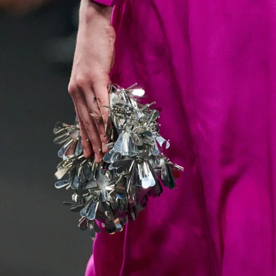 Bling, bling, bling: Torbe sa &scaron;ljokicama na&scaron; su omiljeni modni dodatak u party sezoni