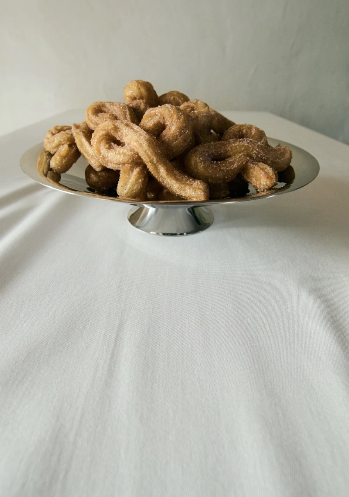 U H&amp;M Homeu smo prona&scaron;li poslužavnike za desert idealne za blagdane, ali i za ostatak godine