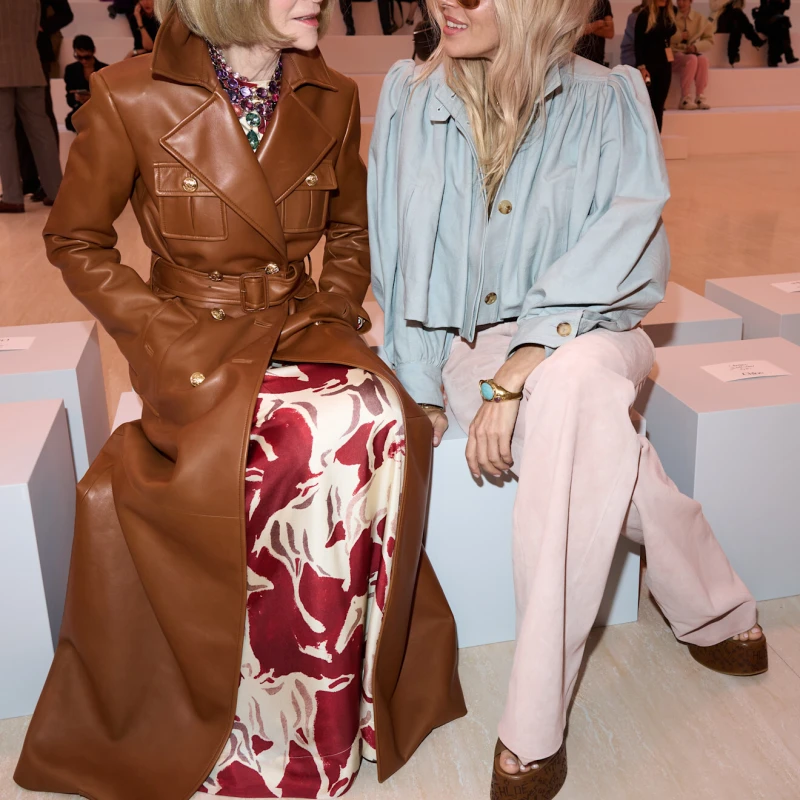 Hlače od samta sve su veći trend i raste im popularnost