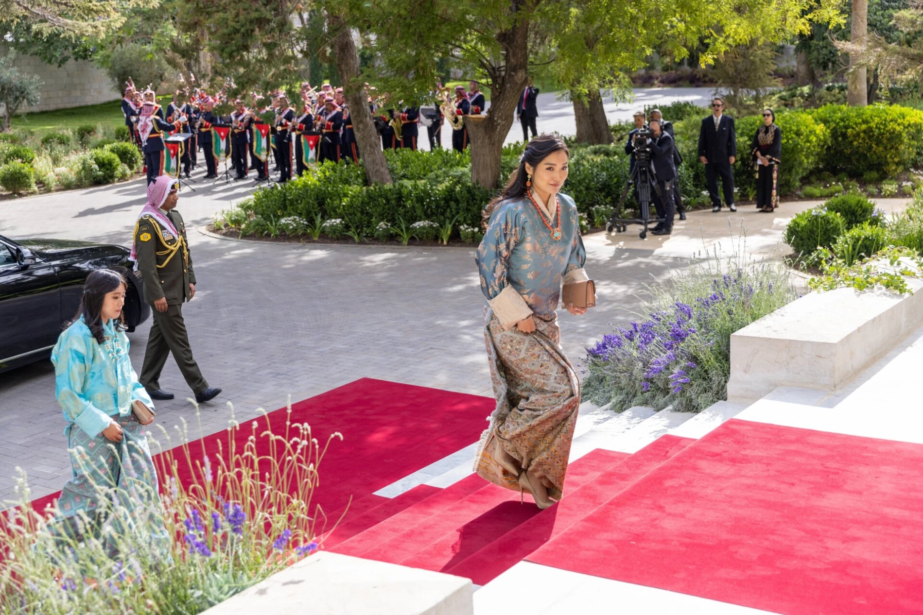 &bdquo;Kate Middleton Himalaje&rdquo; u rijetkom obiteljskom izlasku odu&scaron;evila sve