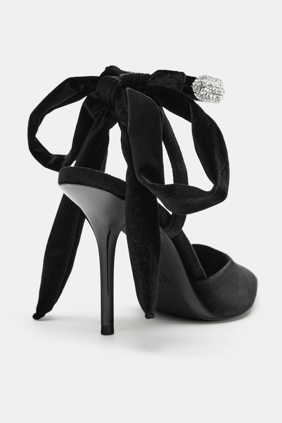 Najpoželjniji model salonki ove sezone su modeli s ma&scaron;nom, a ovo su na&scaron;i favoriti