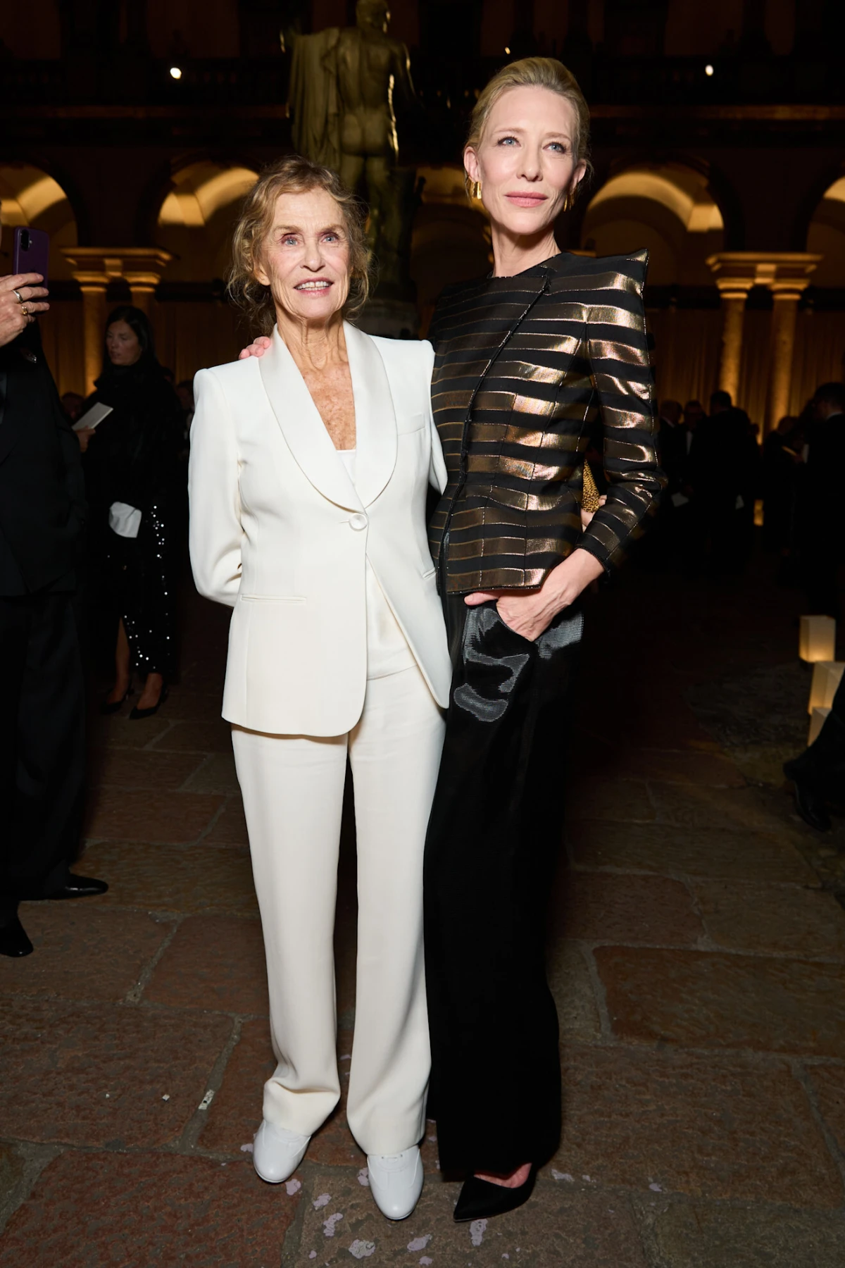 Elle Rewind: Najbolji celebrity trenuci u prvim redovima revija 2025.