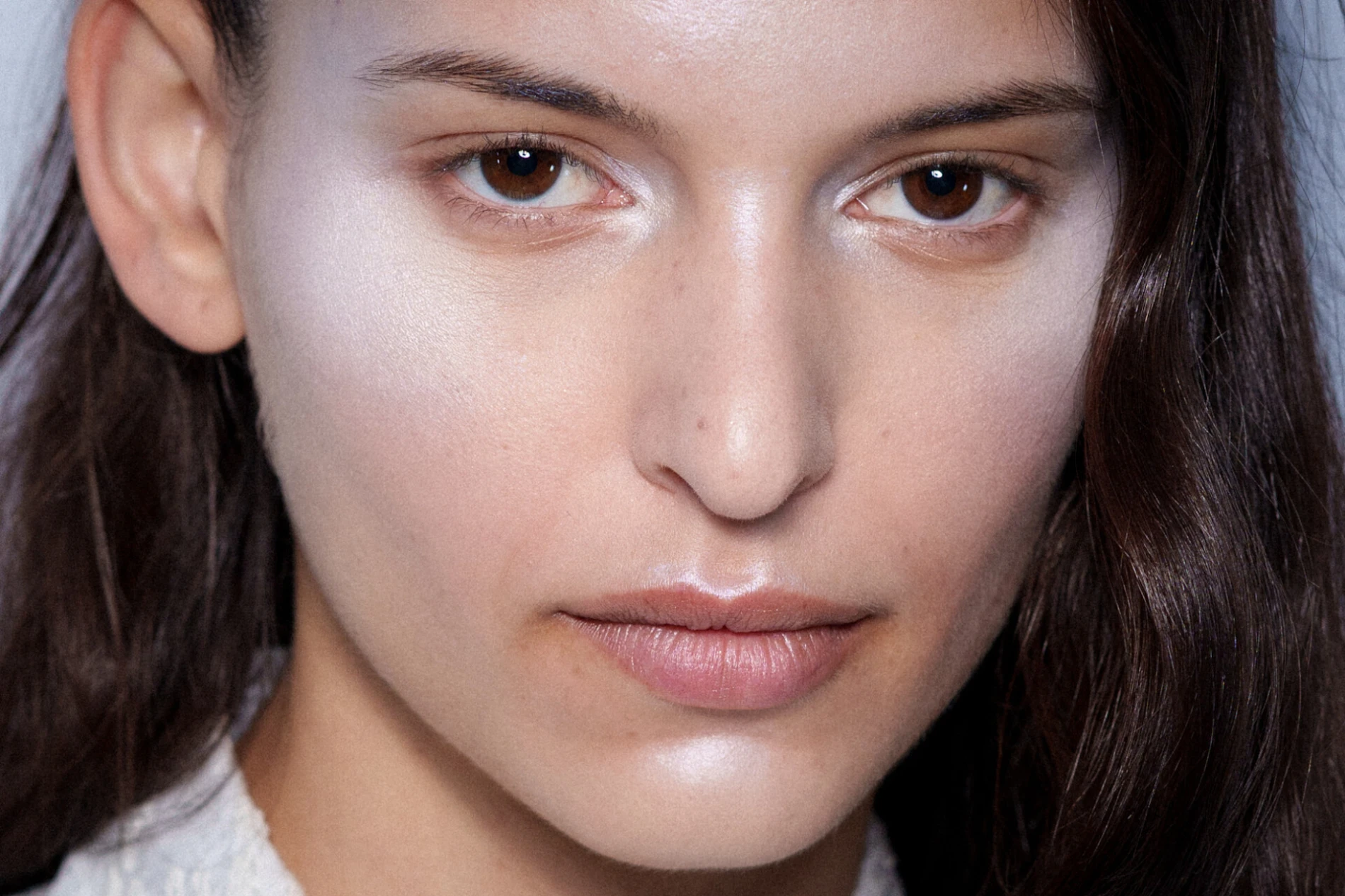 Kako oneči&scaron;ćen zrak utječe na na&scaron;u kožu i za&scaron;to joj je potrebna dodatna za&scaron;tita?