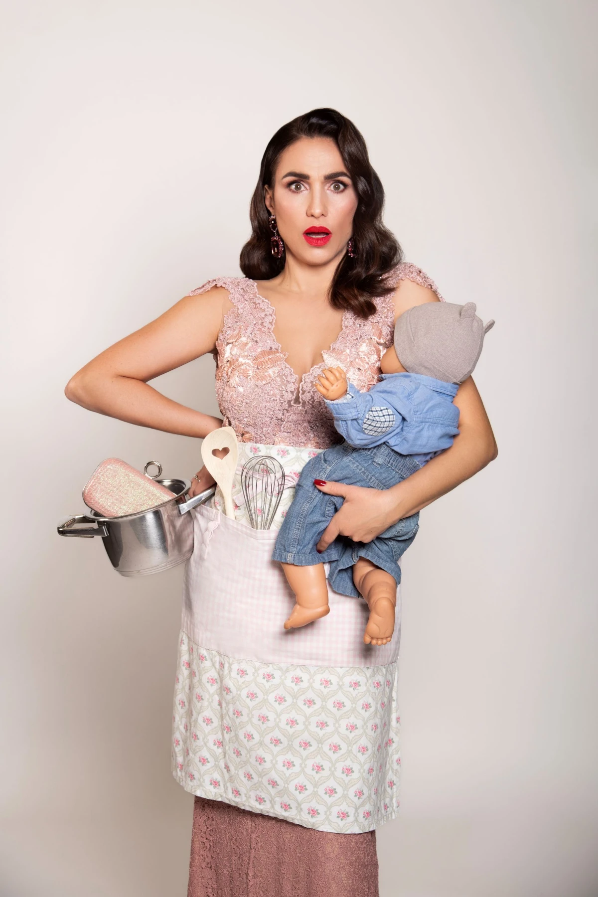 Predstava Marijane Mikulić "Mare #zenamajkaglumica&ldquo; donosi dirljivu priču s duhovitim elementima o životu kakav jest