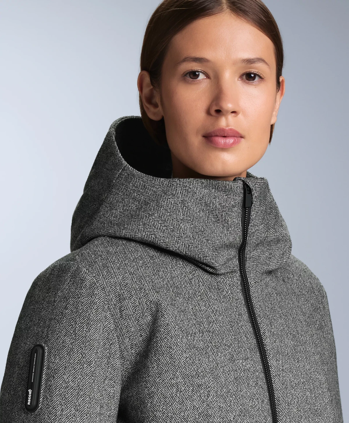 Sezona skijanja je u tijeku, a mi smo prona&scaron;li stylish skija&scaron;ko odijelo za manje od 300 eura