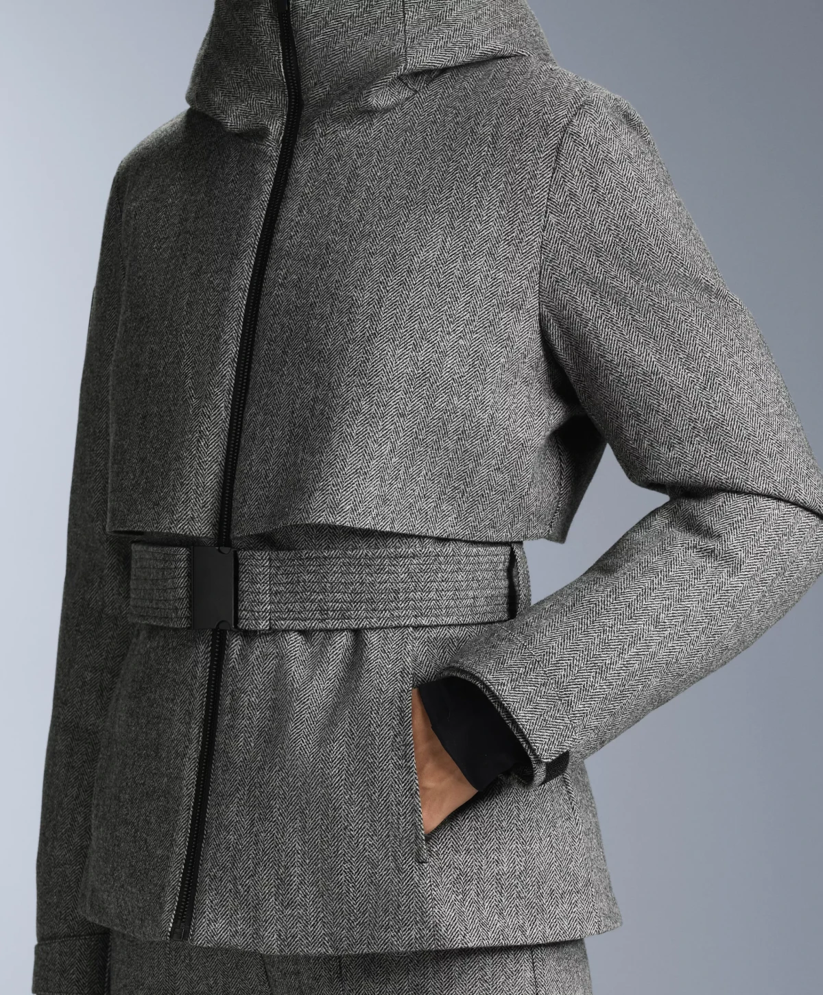 Sezona skijanja je u tijeku, a mi smo prona&scaron;li stylish skija&scaron;ko odijelo za manje od 300 eura