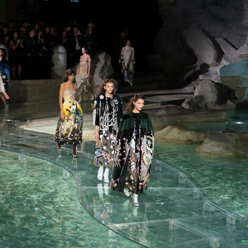 Fashion flashback: 6 revija iz 2016. koje ne možemo zaboraviti