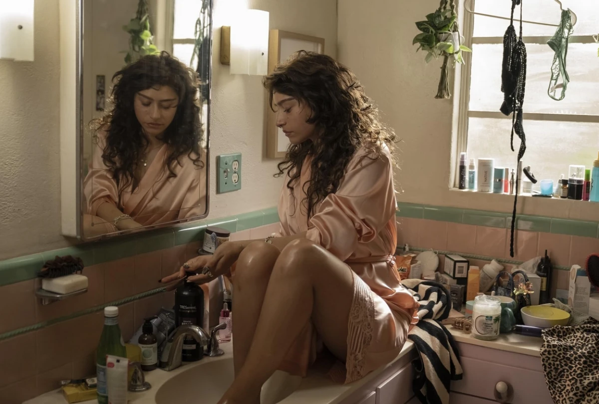 Odessa A&rsquo;zion za Elle: &lsquo;&rsquo;Moj lik je uzrok svakog kaosa u Marty Supreme&rsquo;&rsquo;