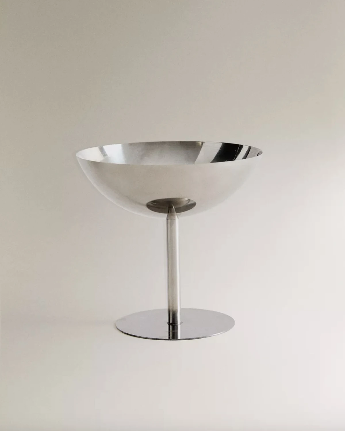 Za&scaron;to svi pričaju o metalnom posuđu iz Zara Homea? Ovo su najbolji komadi koji izgledaju skuplje nego &scaron;to jesu