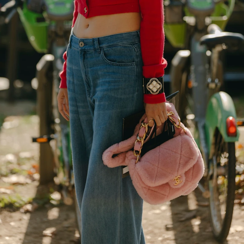 Stigao je trend torbi kojem ne možemo odoljeti, a iskreno ni ne trudimo se