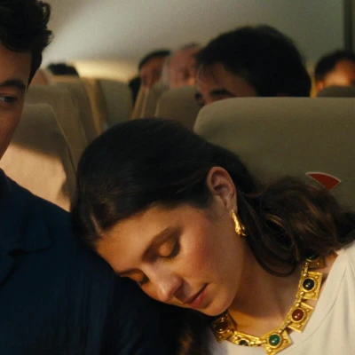 Kako prenijeti Poppyin stil iz People We Meet on Vacation na svoje sljedeće putovanje