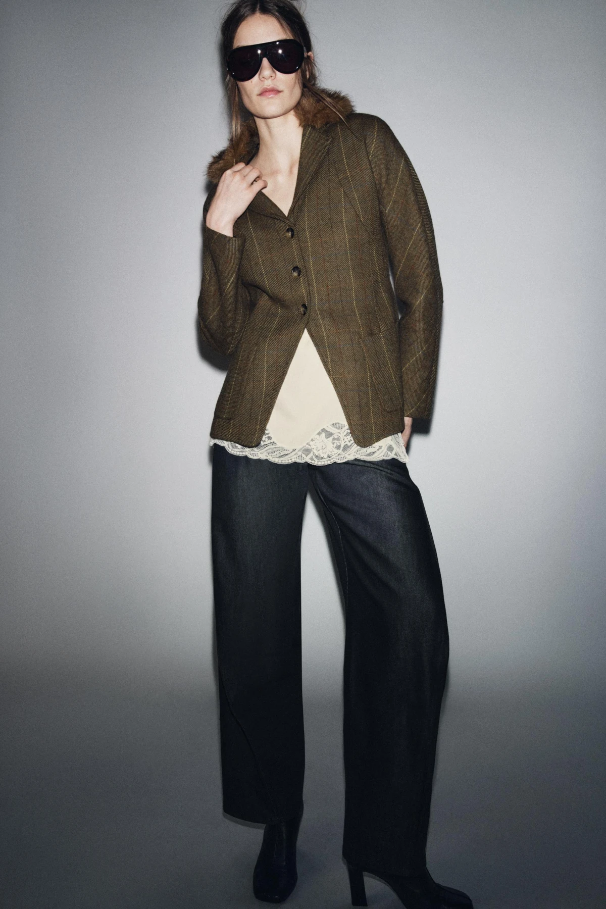 U ormaru nikada nemamo dovoljno sakoa, a ovih 10 sada kupujemo na sniženju