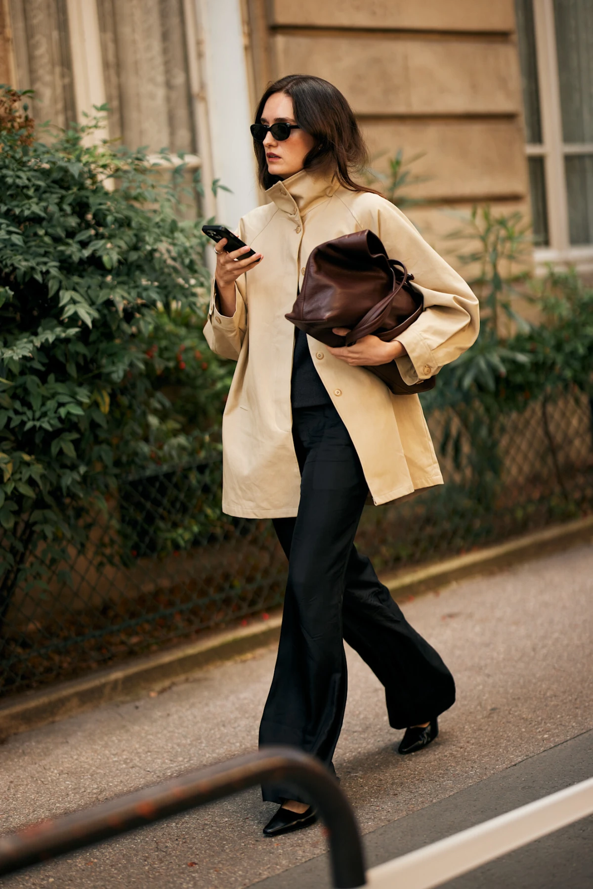 Crne hlače dio su na&scaron;e zimske modne svakodnevice, a nosimo ih na ova 3 načina