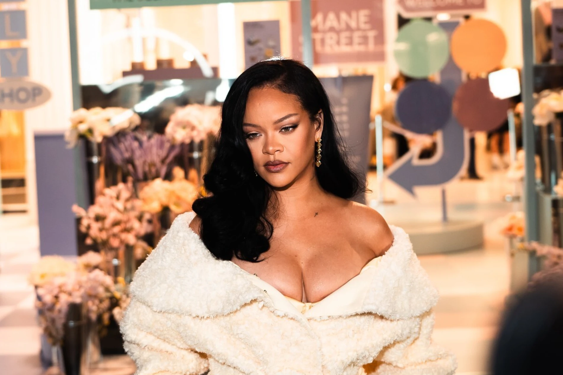 Rihanna se vraća nastupanju i sprema turneju?