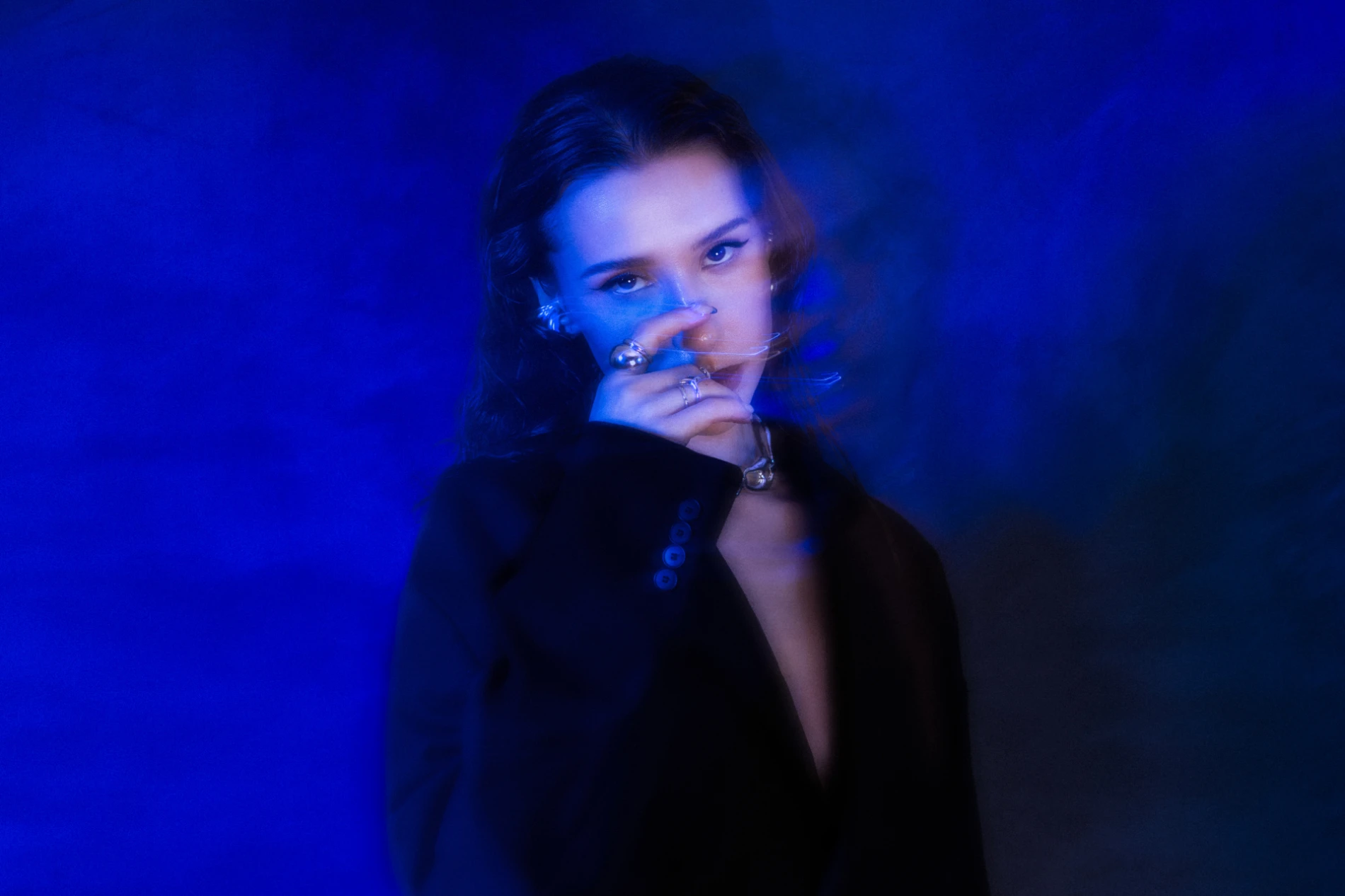 Nela s albumom Arhivirano postavlja nova pravila domaće pop scene