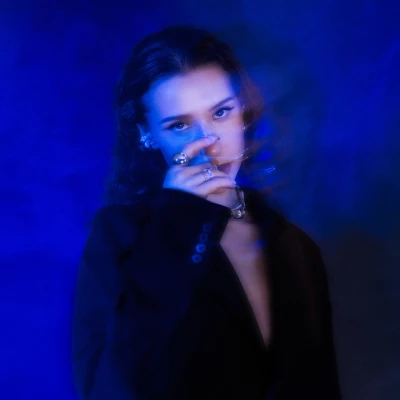 Nela s albumom Arhivirano postavlja nova pravila domaće pop scene