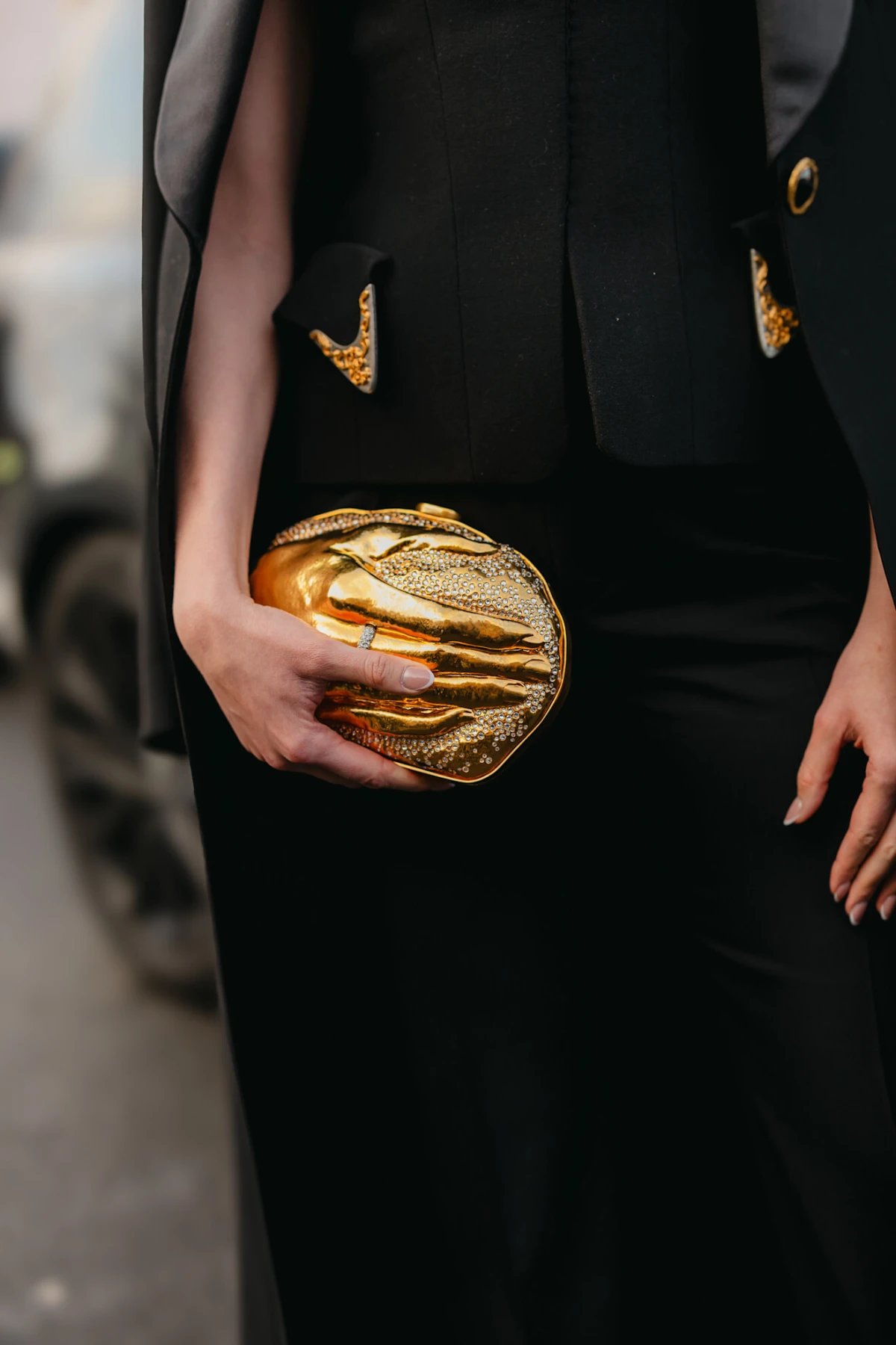 Odu&scaron;evili su nas modni detalji gostiju na Schiaparelli reviji